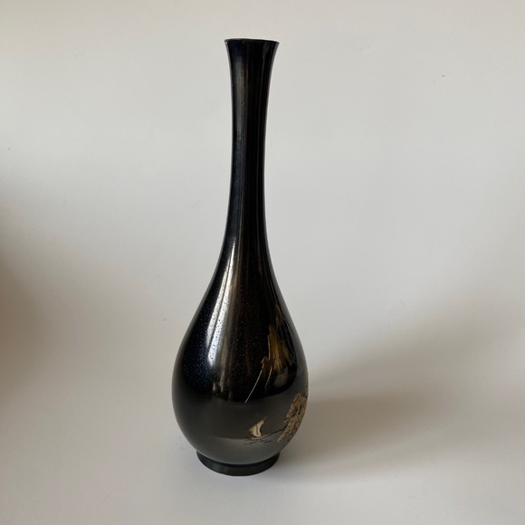 Vintage Japanese ENGRAVED And ENAMELLED BRASS Metalwork Bud Vase - Picture 3 of 9